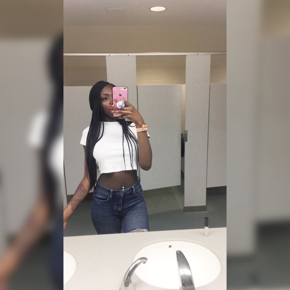 Meet your Posher, Keaira